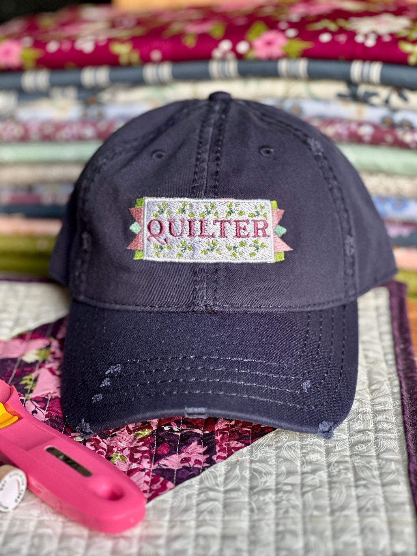 Distressed Cap "Quilter"