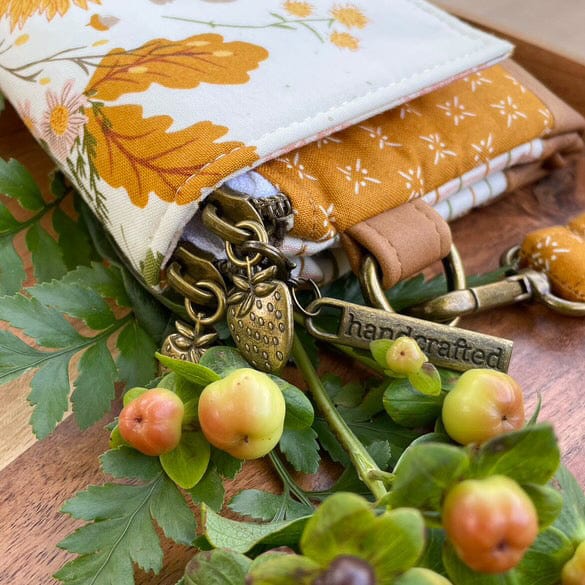 Moda Woodland Wonder Wristlet Pattern (DIGITAL DOWNLOAD)