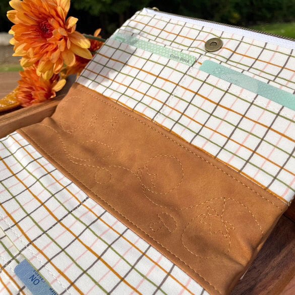 Moda Woodland Wonder Wristlet Pattern (DIGITAL DOWNLOAD)