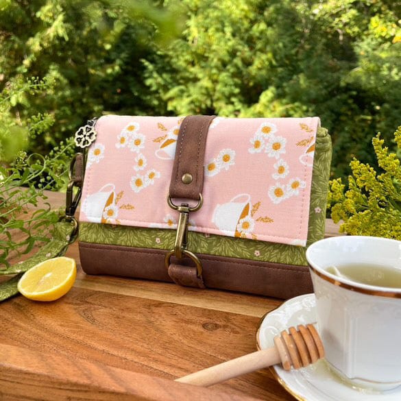 Moda Woodland Wonder Wristlet Pattern (DIGITAL DOWNLOAD)