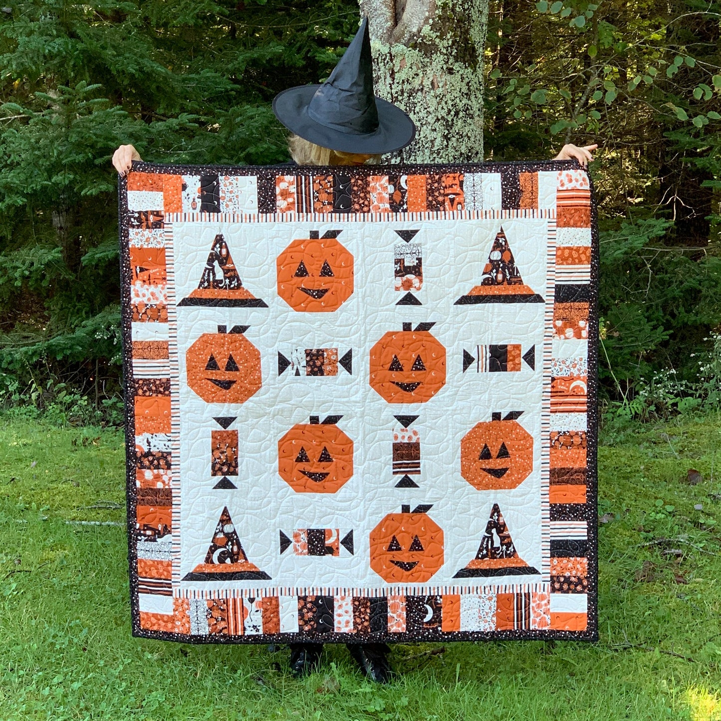 Spellbound "The Candy Witch" Quilt (Downloadable PDF)