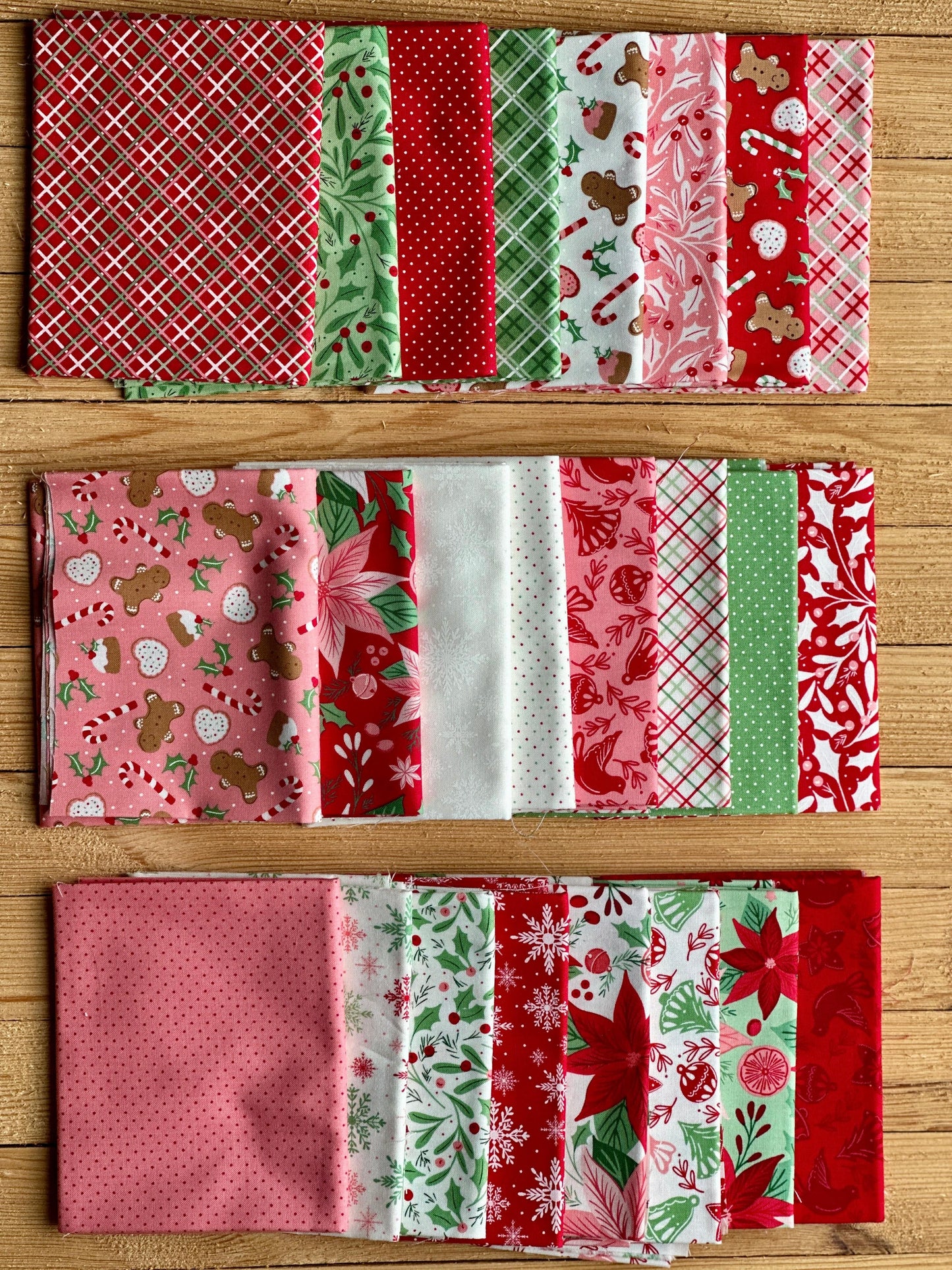 Moda PREORDER - Moda Merrily on High - Fat Quarter Bundle