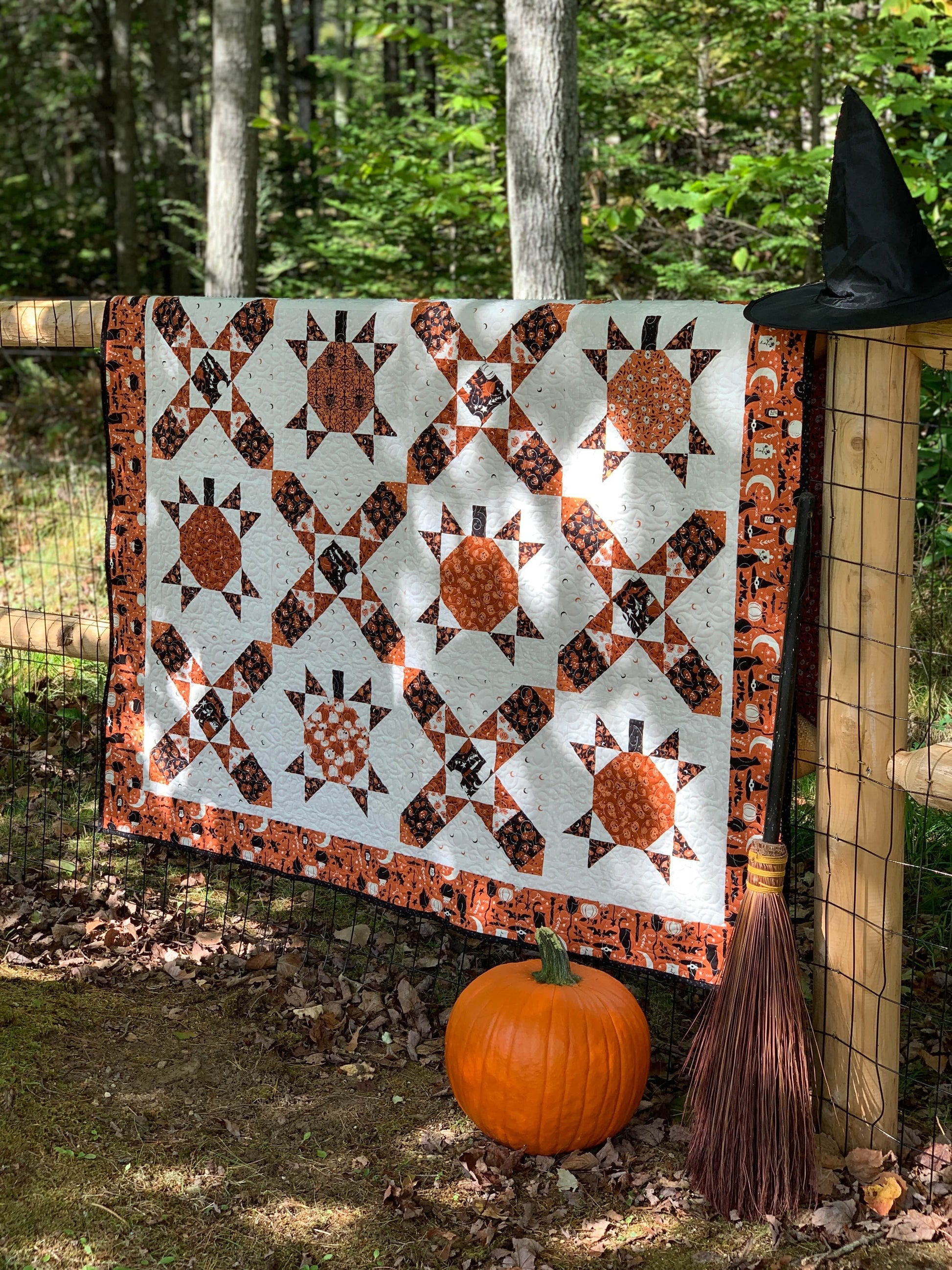 Moda Spellbound "Moonlight & Pumpkins" Quilt (DIGITAL DOWNLOAD)