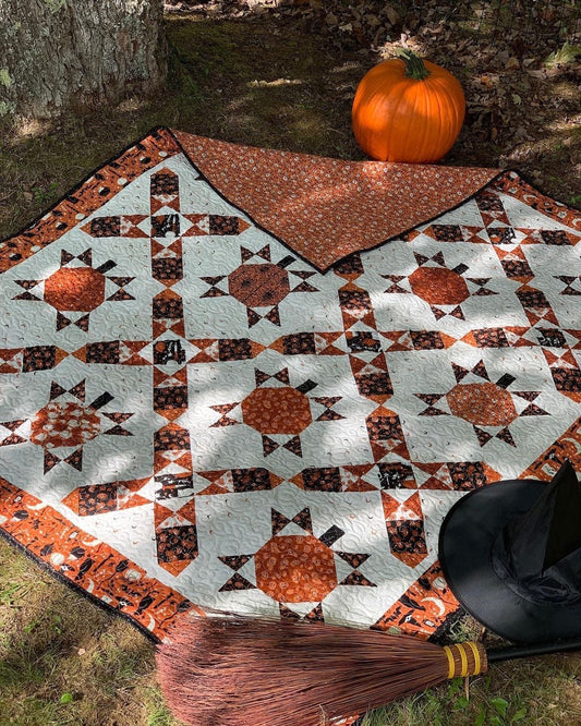 Moda Spellbound "Moonlight & Pumpkins" Quilt (DIGITAL DOWNLOAD)